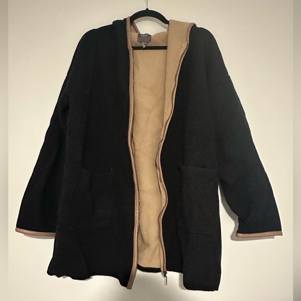 lysse sweater jacket black/gray and tan size L/XL